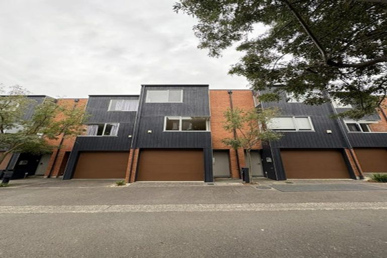 Photo of property in The Altair, 26/120 Rintoul Street, Newtown, Wellington, 6021