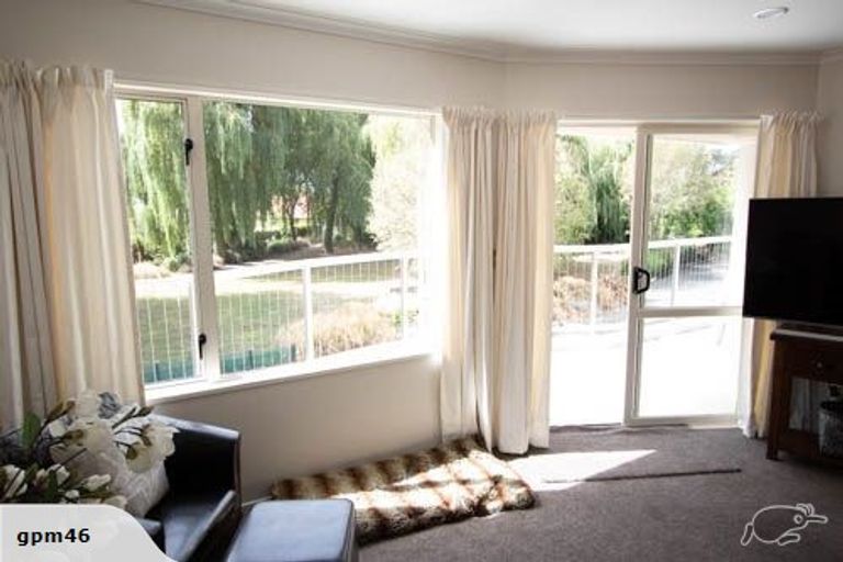 Photo of property in 3 Willow Dell, Westmorland, Christchurch, 8025