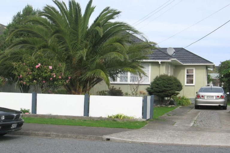 Photo of property in 41 Brasell Street, Fairfield, Lower Hutt, 5011