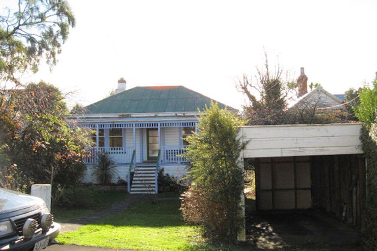 Photo of property in 15 Ventnor Street, Mornington, Dunedin, 9011