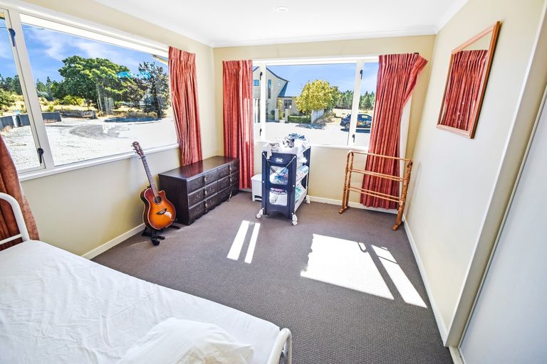 Photo of property in 19 Braemar Place, Twizel, 7901