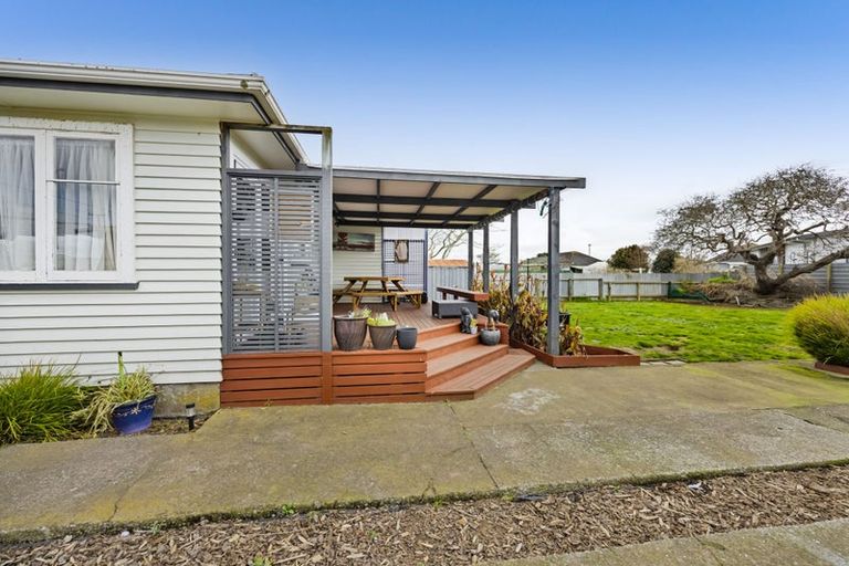 Photo of property in 8 Pacey Avenue, Hawera, 4610