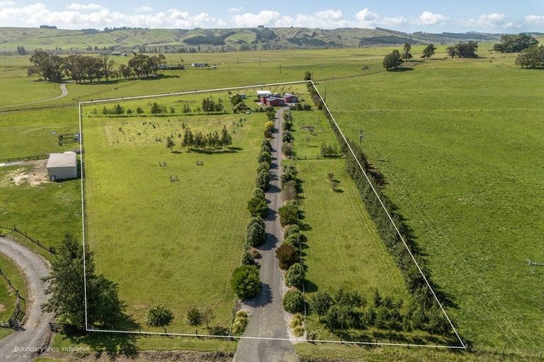 Photo of property in 416 Te Kura Road, Otane, 4277