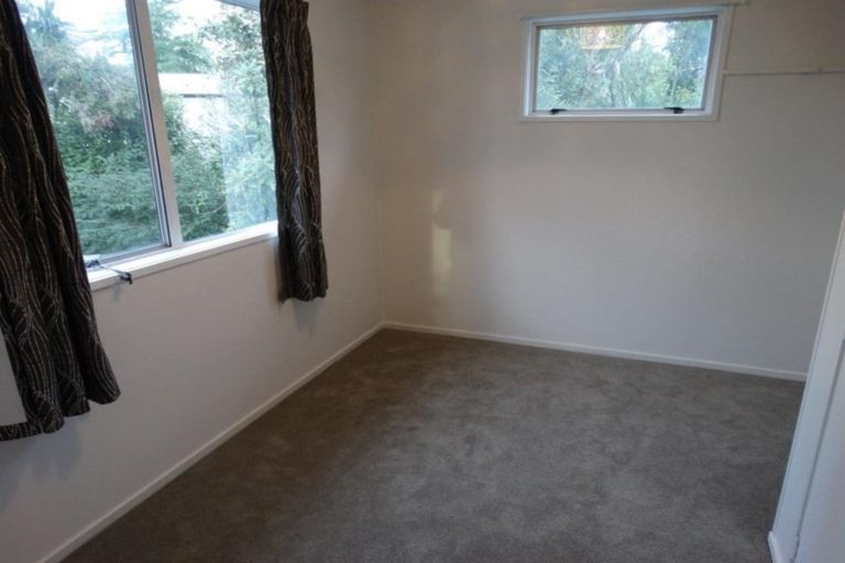 Photo of property in 31 Universal Drive, Henderson, Auckland, 0610