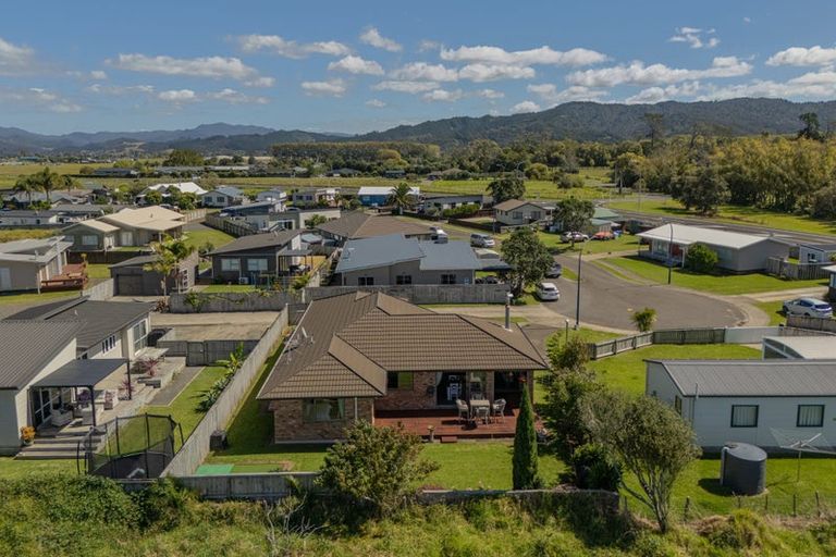 Photo of property in 48 Carina Way, Whitianga, 3510