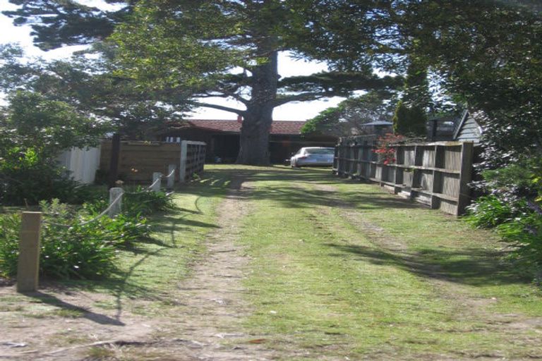 Photo of property in 31 Courtney Place, Pauanui, Hikuai, 3579