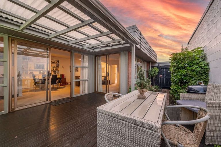 Photo of property in 2/310 Bucklands Beach Road, Bucklands Beach, Auckland, 2012