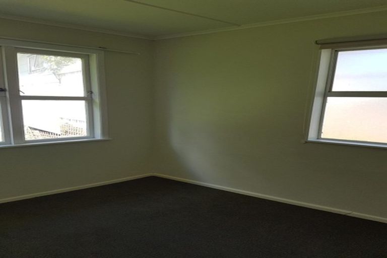 Photo of property in 20 Chippendale Crescent, Birkdale, Auckland, 0626