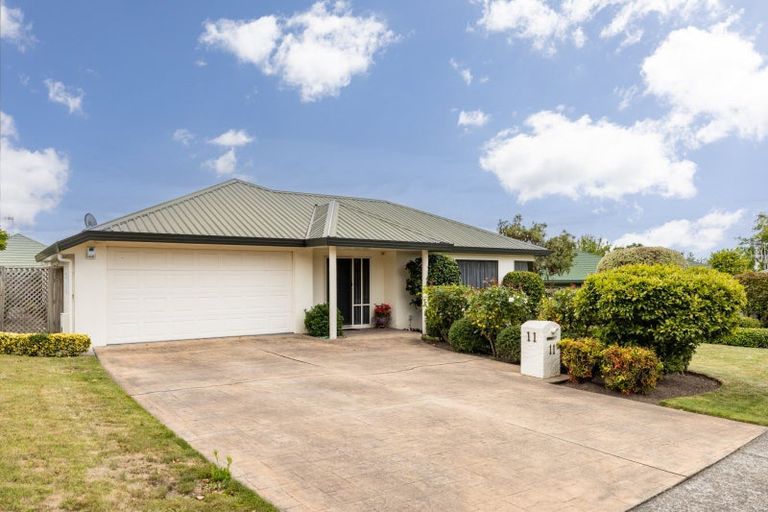 Photo of property in 11 Kingsgate Row, Havelock North, 4130