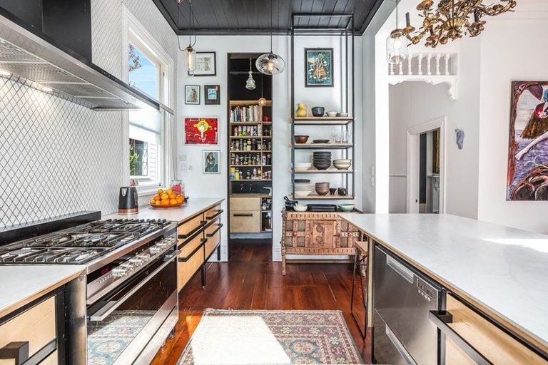 Photo of property in 165 Hanson Street, Newtown, Wellington, 6021