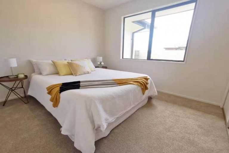 Photo of property in 28 Four Peaks Drive, Wigram, Christchurch, 8025