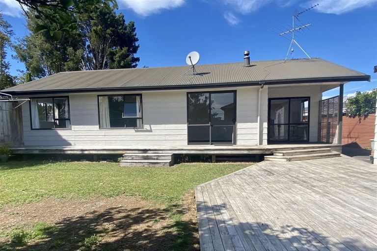 Photo of property in 13b Edmund Hillary Avenue, Papakura, 2110