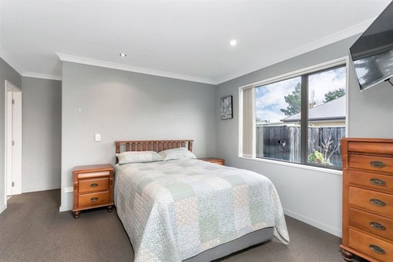 Photo of property in 9 Kahu Street, Pegasus, 7612