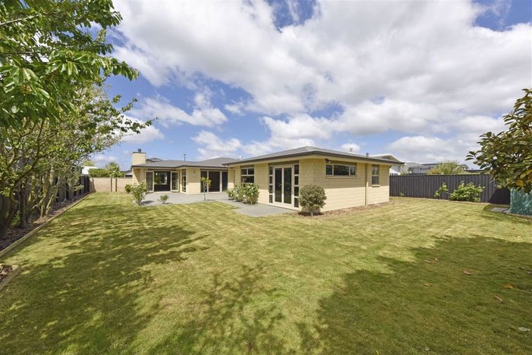 Photo of property in 47 Westpark Drive, Burnside, Christchurch, 8053
