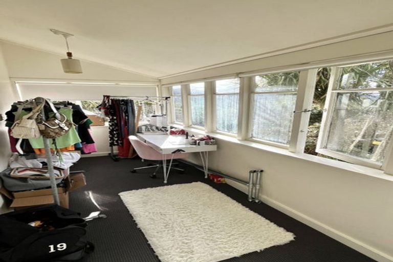 Photo of property in 47 Nottingham Street, Karori, Wellington, 6012
