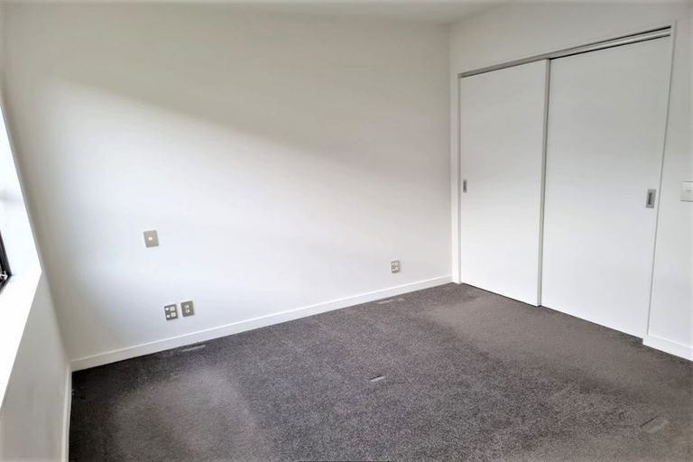 Photo of property in 8 Desert Gold Lane, Wallaceville, Upper Hutt, 5018