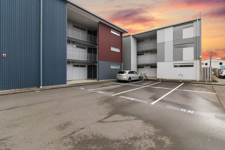 Photo of property in 11/126 Nursery Road, Linwood, Christchurch, 8011