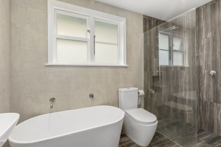 Photo of property in 20 Rainey Grove, Taita, Lower Hutt, 5011