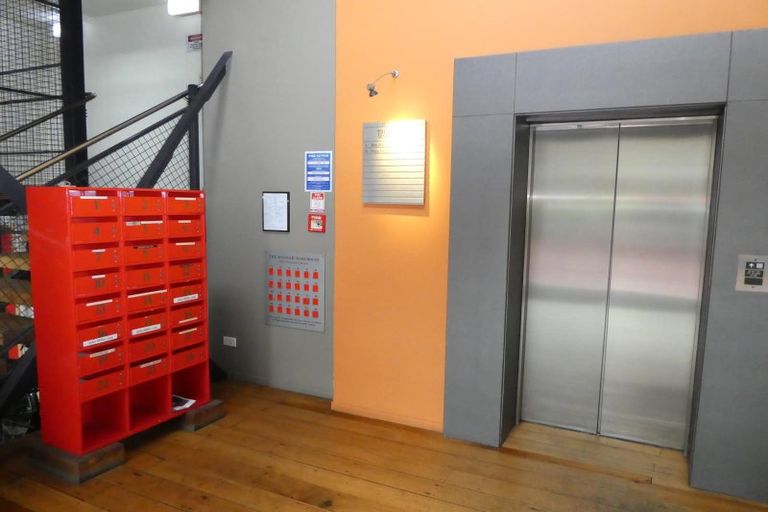 Photo of property in Hannahs Warehouse Apartments, 6/13 Leeds Street, Te Aro, Wellington, 6011