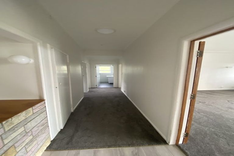 Photo of property in 829 Te Atatu Road, Te Atatu Peninsula, Auckland, 0610