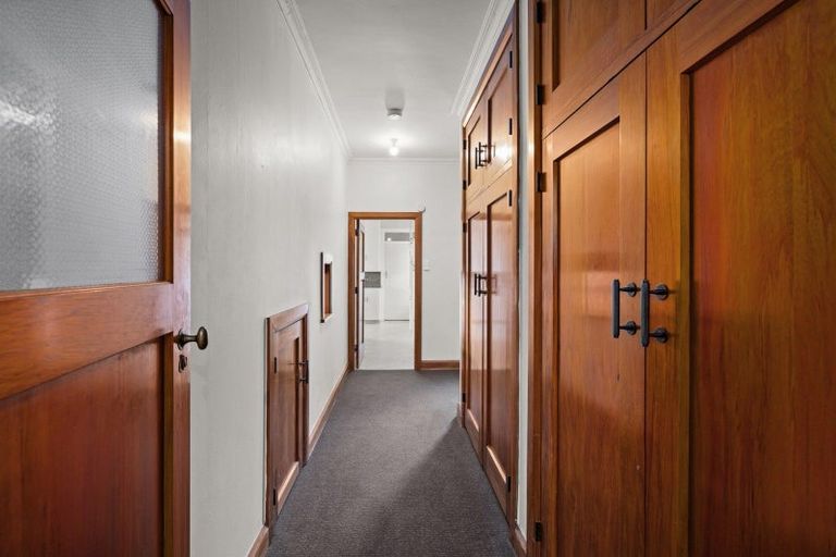 Photo of property in 108 Thompson Road, Bluff Hill, Napier, 4110