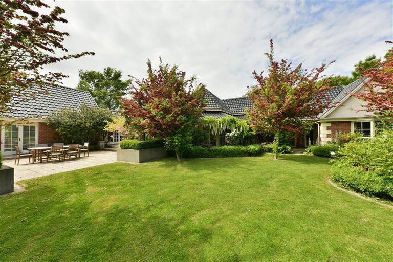 Photo of property in 5 Golden Elm Lane, Upper Riccarton, Christchurch, 8041