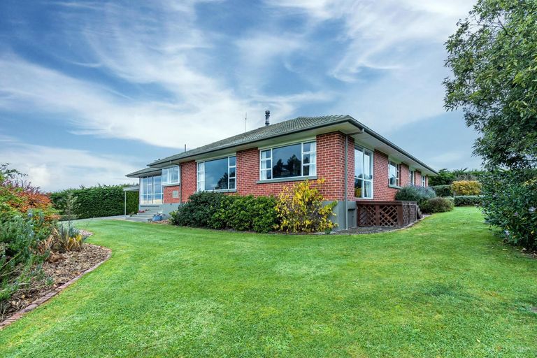 Photo of property in 293 Pleasant Point Highway, Levels, Timaru, 7975