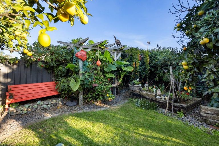 Photo of property in 10 Grange Road North, Haumoana, 4102