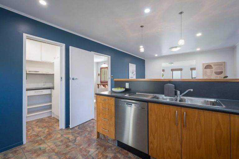 Photo of property in 18 Coster Street, Enner Glynn, Nelson, 7011