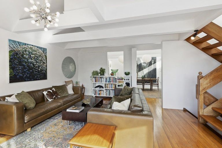 Photo of property in 44 Orangi Kaupapa Road, Northland, Wellington, 6012