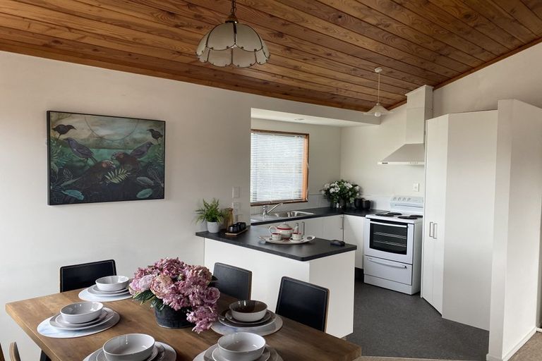 Photo of property in 2/10 Don Street, Papakura, 2110