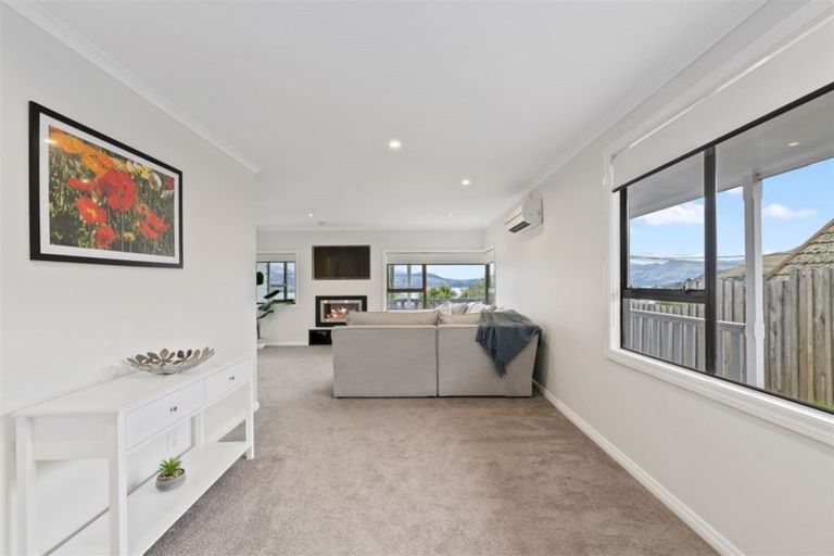 Photo of property in 30 Ripon Street, Lyttelton, 8082