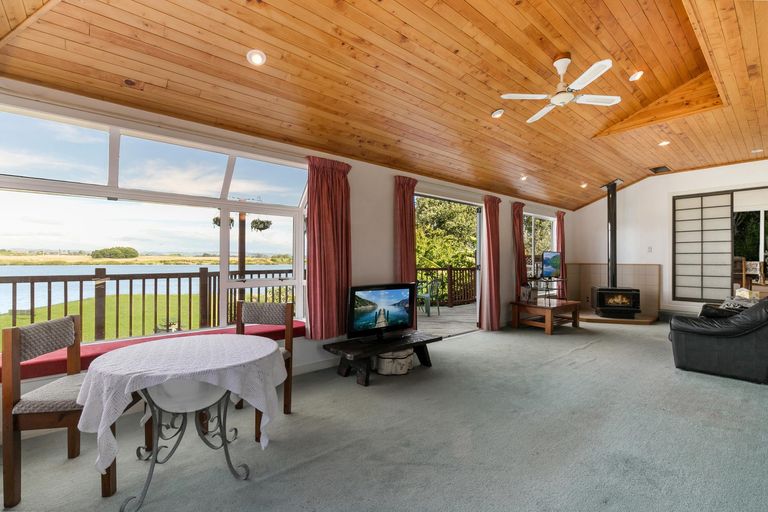 Photo of property in 19 Hazards Road, Weymouth, Auckland, 2103