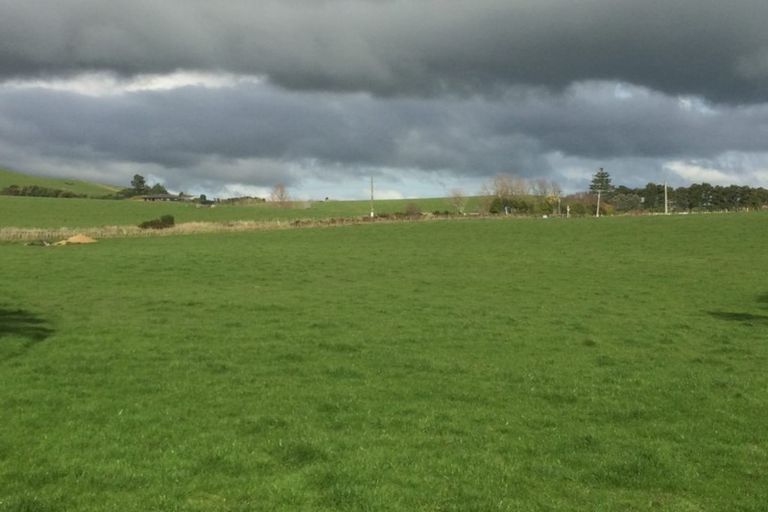 Photo of property in 2 Fern Road, Mangatangi, Mangatawhiri, 2473