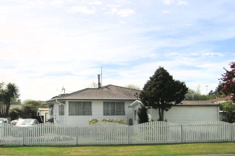 Photo of property in 60 Barnard Road, Fairy Springs, Rotorua, 3015