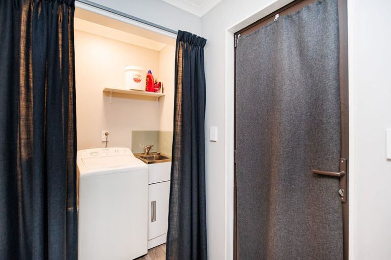 Photo of property in 49 Kaimanawa Street, Kelvin Grove, Palmerston North, 4414