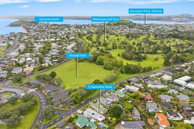 Photo of property in 6 Seabreeze Road, Narrow Neck, Auckland, 0624