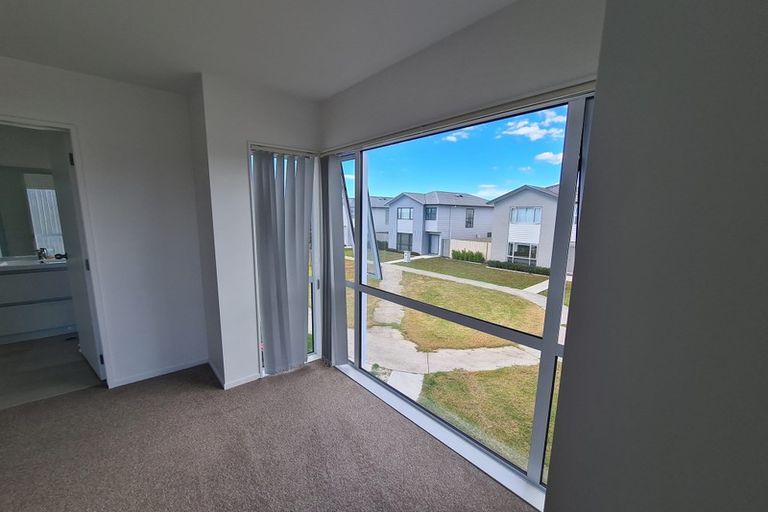 Photo of property in 2 Treestump Road, Takanini, 2112