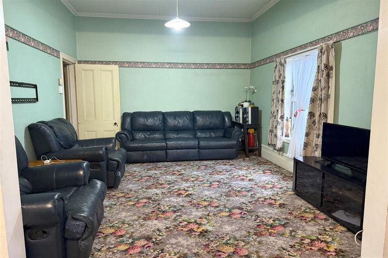 Photo of property in 12 Murray Street, Greymouth, 7805