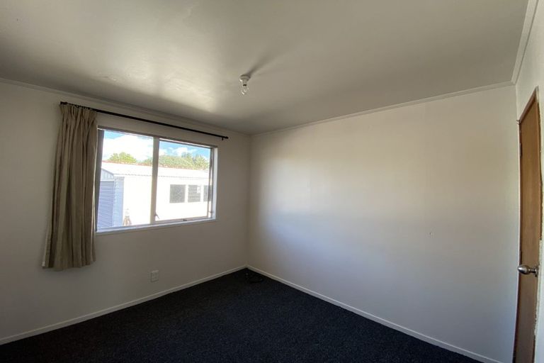 Photo of property in 5 Adel Place, Weymouth, Auckland, 2103