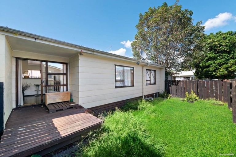 Photo of property in 5/19 Smiths Avenue, Papakura, 2110