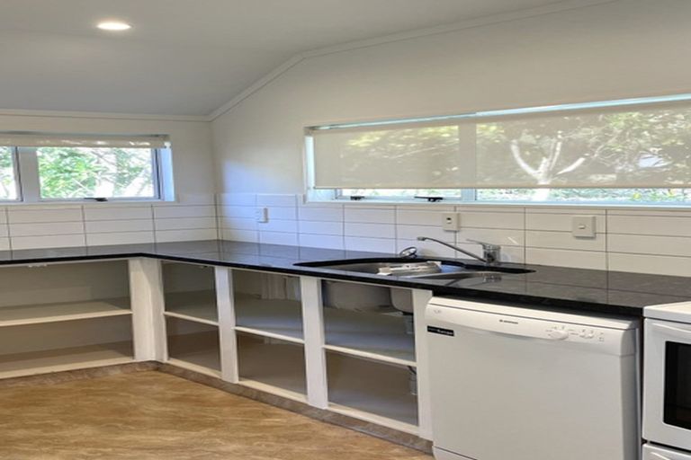 Photo of property in 16b Gaya Grove, Ngaio, Wellington, 6035