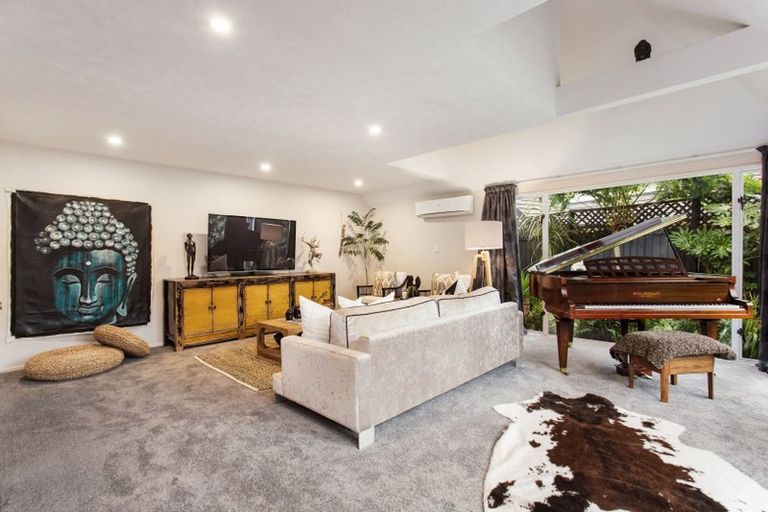 Photo of property in 25 Kedleston Drive, Avonhead, Christchurch, 8042