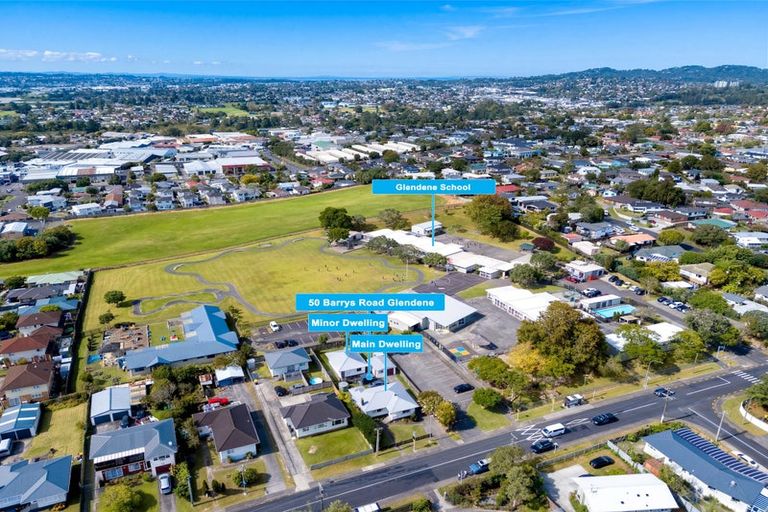 Photo of property in 50 Barrys Road, Glendene, Auckland, 0602
