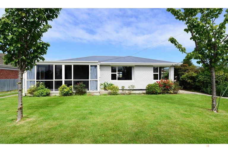 Photo of property in 43 Harris Street, Waimate, 7924