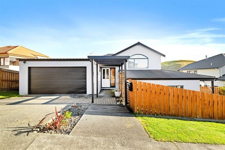 Photo of property in 13 Nether Green Crescent, Johnsonville, Wellington, 6037