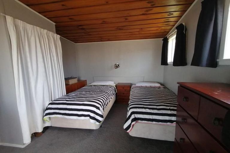 Photo of property in 7 Messenger Terrace, Oakura, 4314