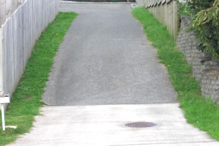 Photo of property in 13 Chadlington Avenue, Henderson, Auckland, 0612