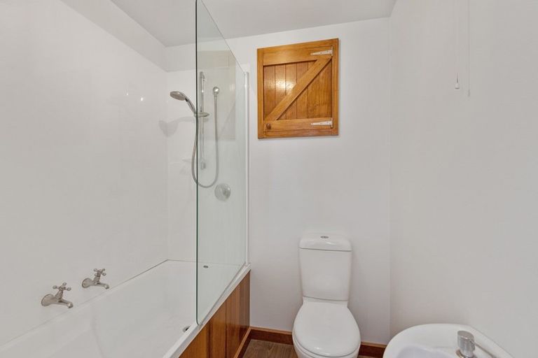 Photo of property in 2 Rhodesvale Terrace, Cashmere, Christchurch, 8022