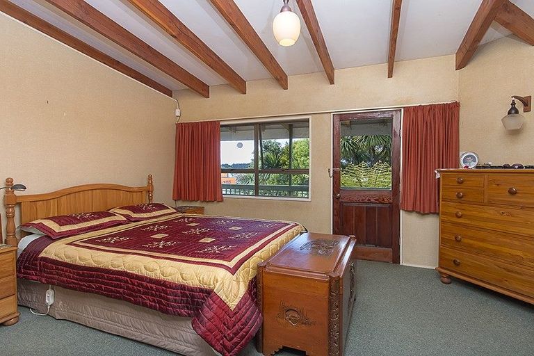 Photo of property in 9 Constable Road, Waiuku, 2123